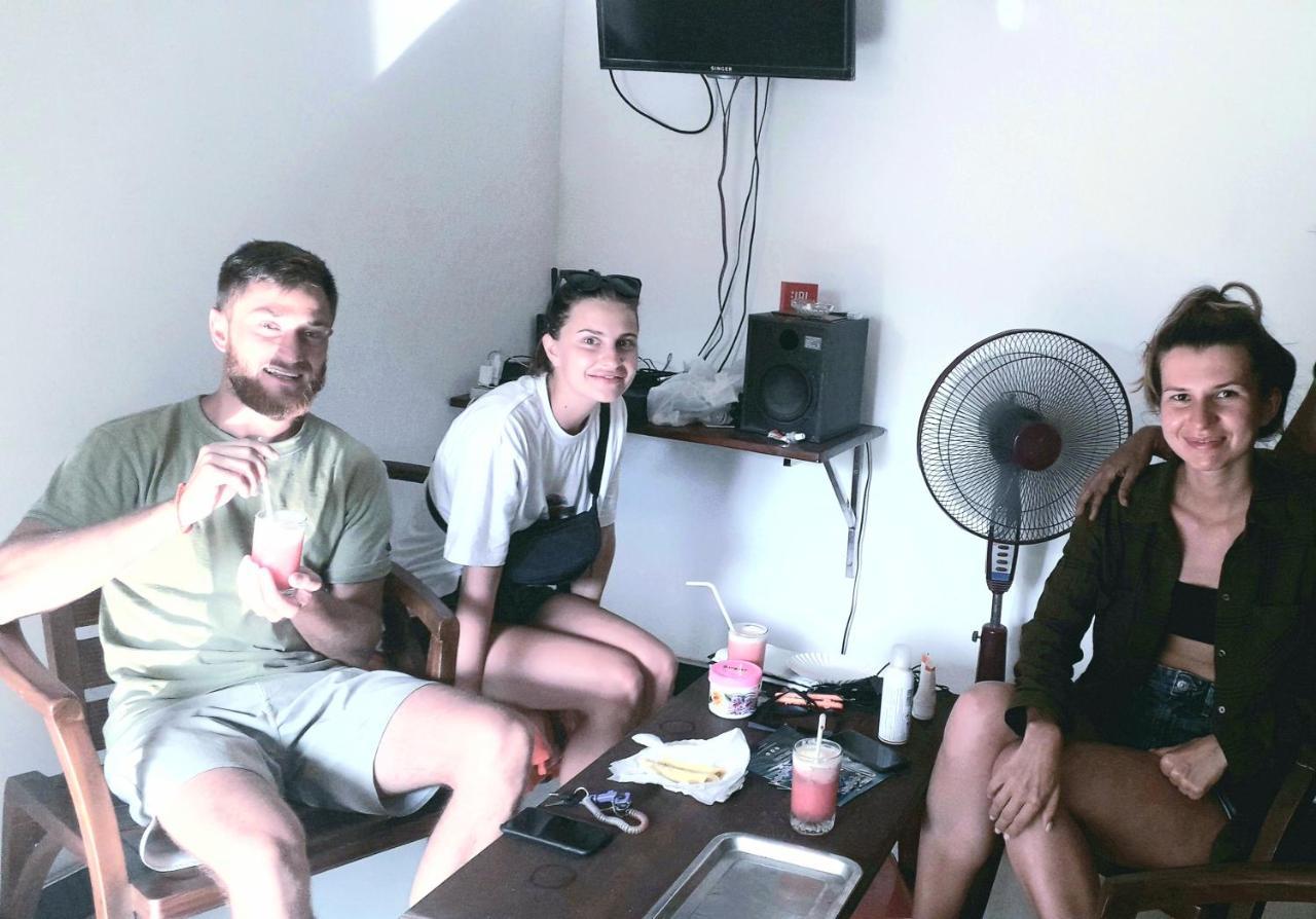 Sajini Villa 韦利格默 外观 照片