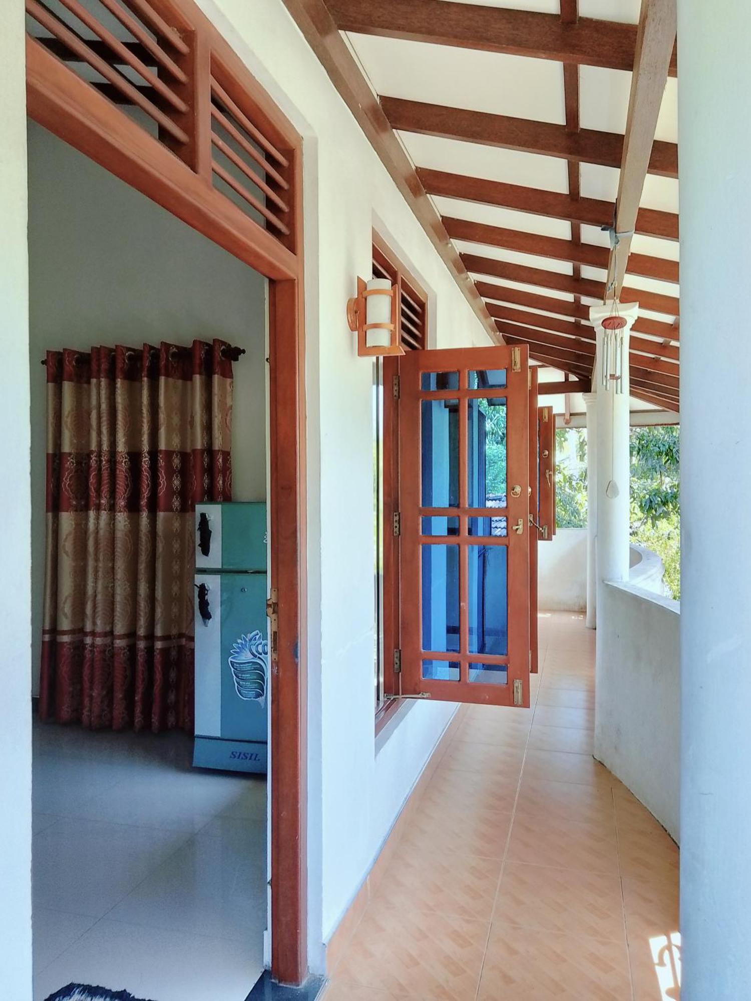 Sajini Villa 韦利格默 外观 照片
